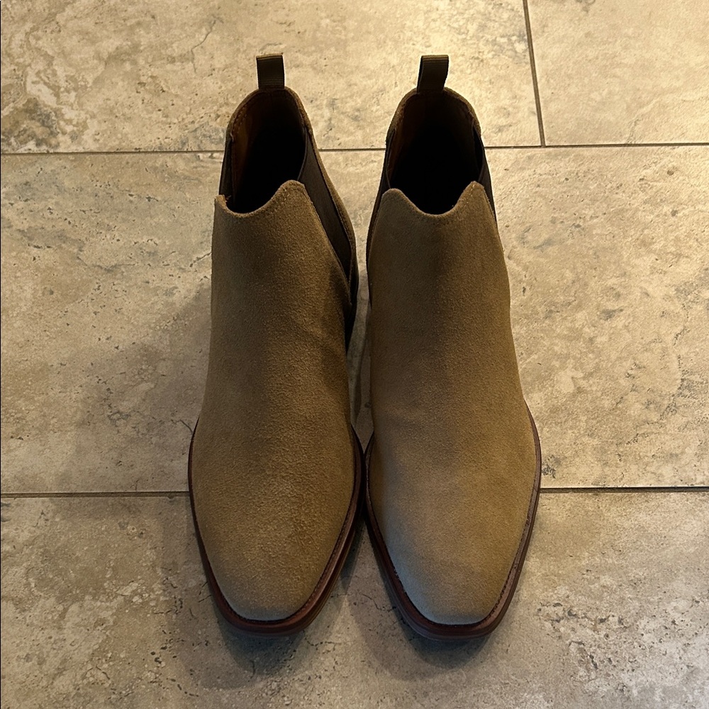 Aldo Men's Light Brown Suede Boots